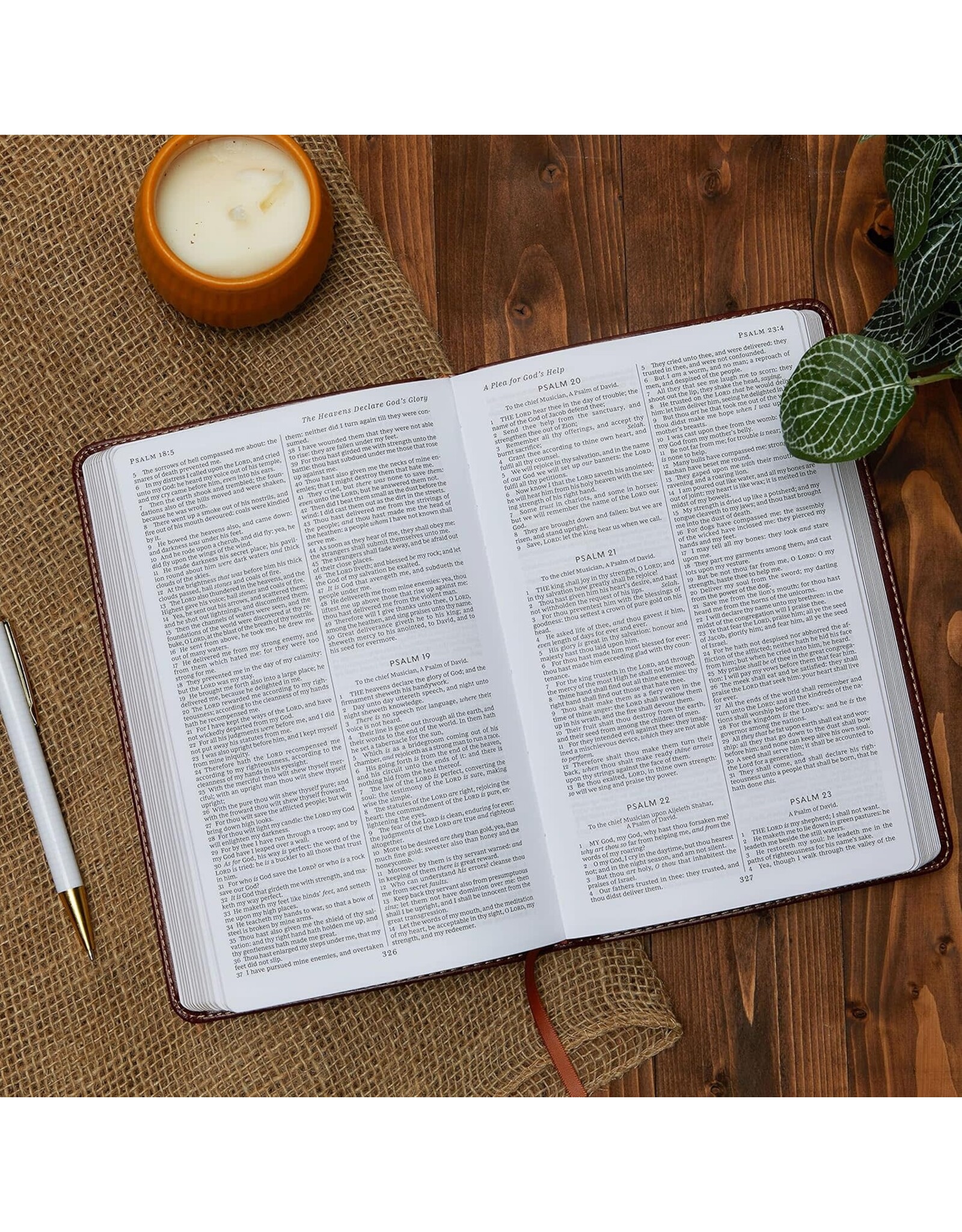 Thomas Nelson KJV Gift & Award Bible, Burgundy, Red Letter