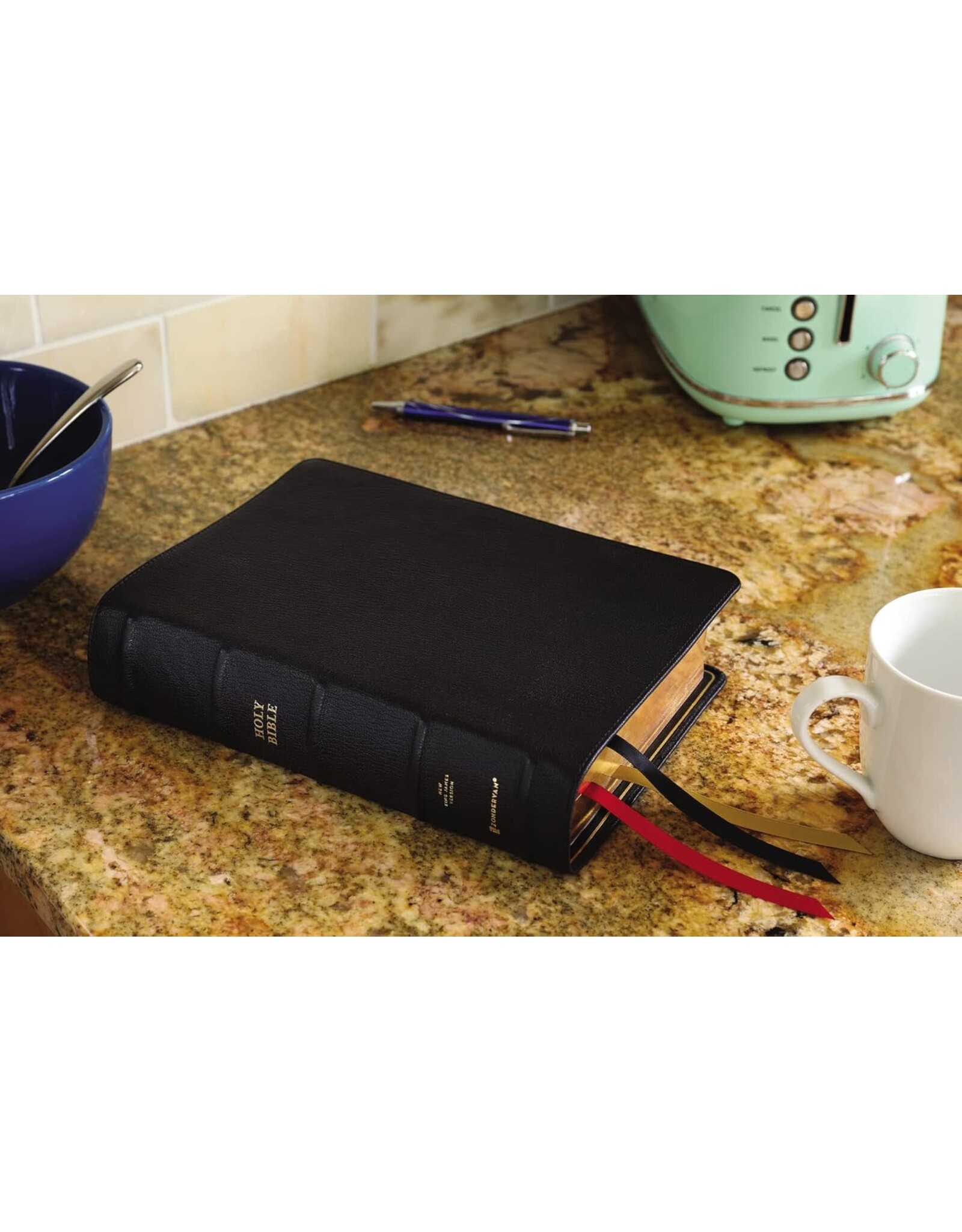 Zondervan NKJV Thompson Chain-Reference Bible, Premium Goatskin Leather, Black, Art Gilded Edges, Comfort Print