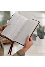 Thomas Nelson NKJV Reference Bible, Verse-By-Verse, Center-Column, Leathersoft, Brown, Indexed, Red Letter Edition, Comfort Print