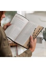 Thomas Nelson NKJV Reference Bible, Verse-By-Verse, Center-Column, Leathersoft, Brown, Indexed, Red Letter Edition, Comfort Print