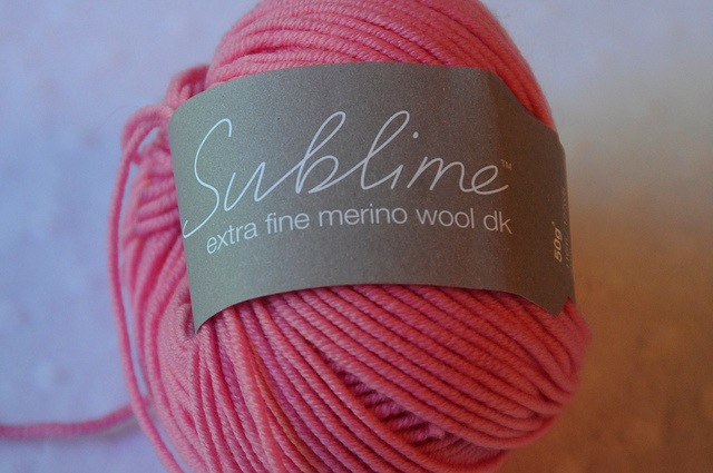 Yarns EXTRA FINE MERINO WOOL reg 10.25