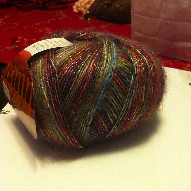 Yarn ULURU