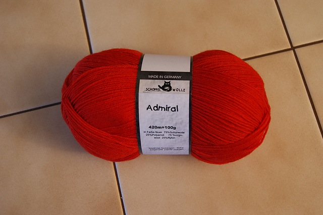 Yarn KNIT RED - SOCK HEART KIT