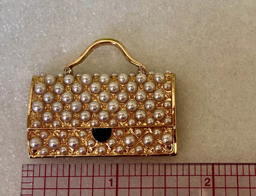 Accessories PEARL HANDBAG  NEEDLE MINDER