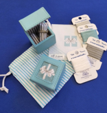 Canvas BITTY BOX KIT - BLUE BOX WITH WHITE BOW