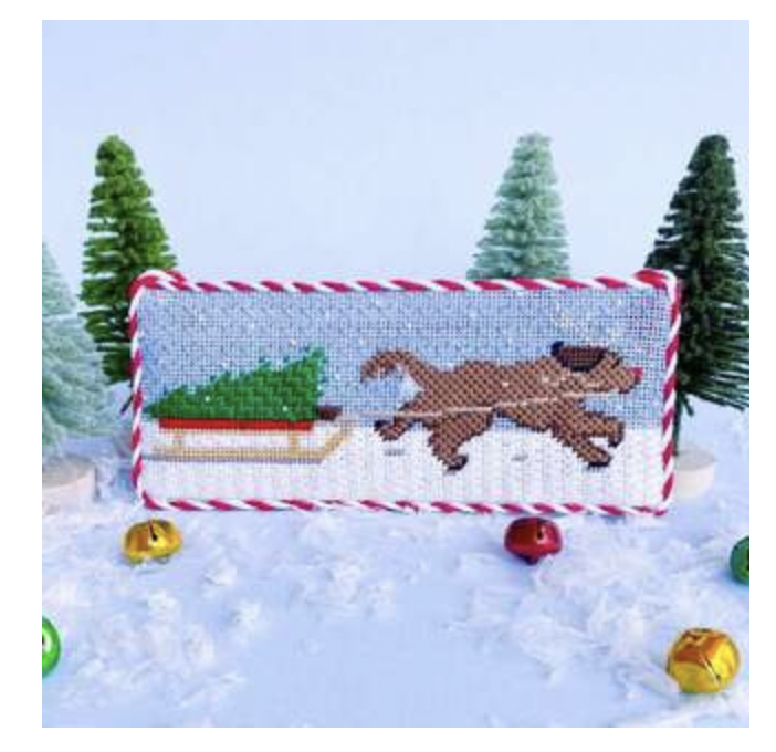 Canvas SANTA'S LITTLE HELPER - CHOCOLATE LAB   SS054   INCLUDES STITCH GUIDE