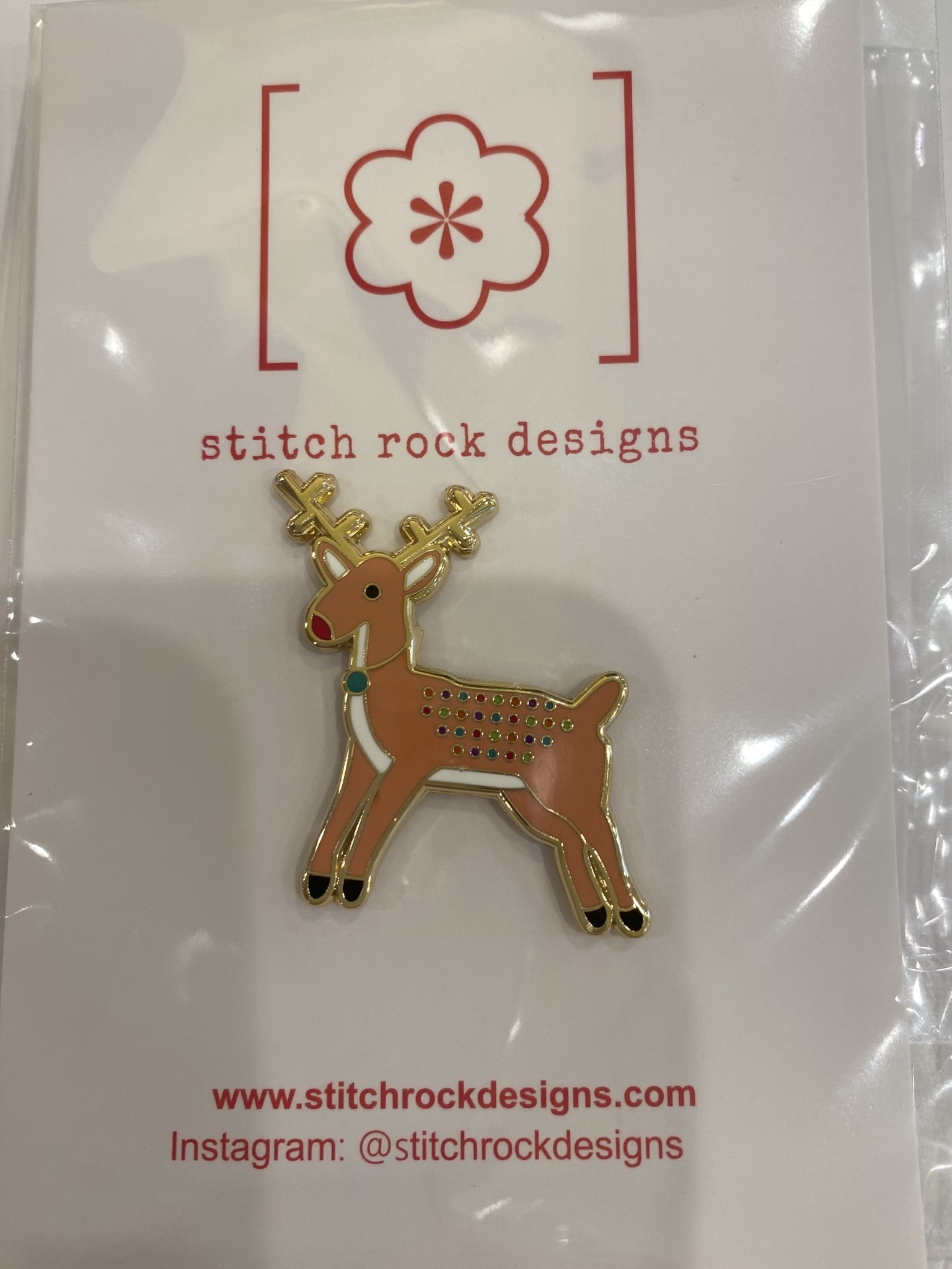 Accessories PINK REINDEER  NEEDLE MINDER