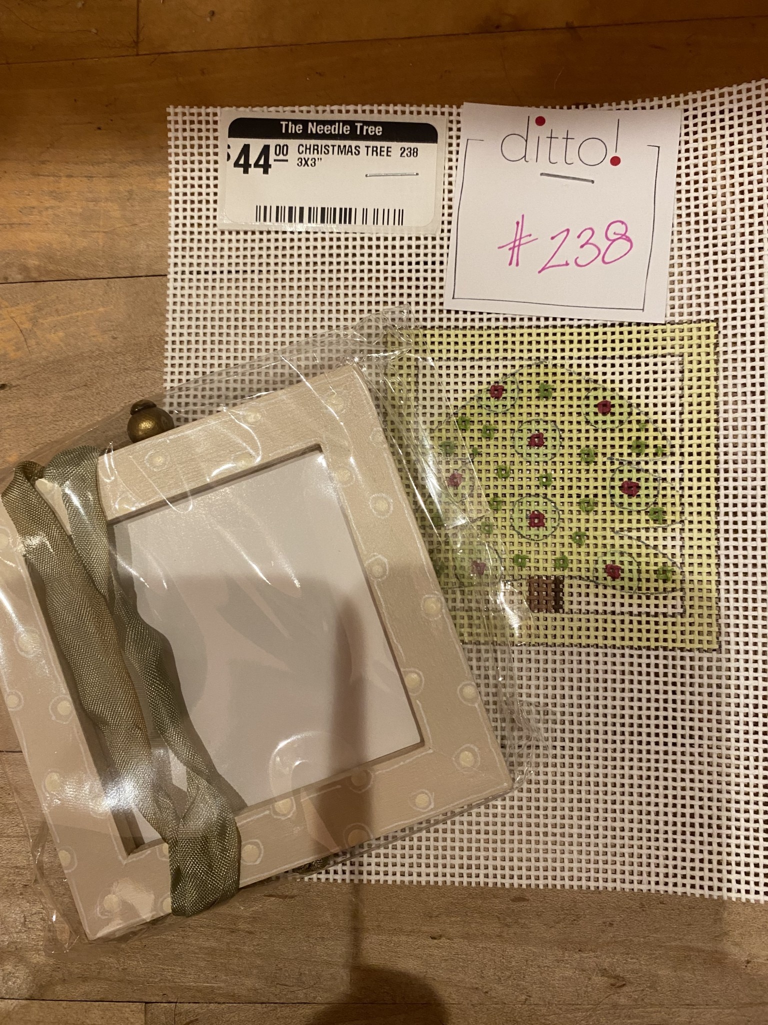 Accessories SMALL HAND PAINTED FRAME HOLDS 3X3 INSERT