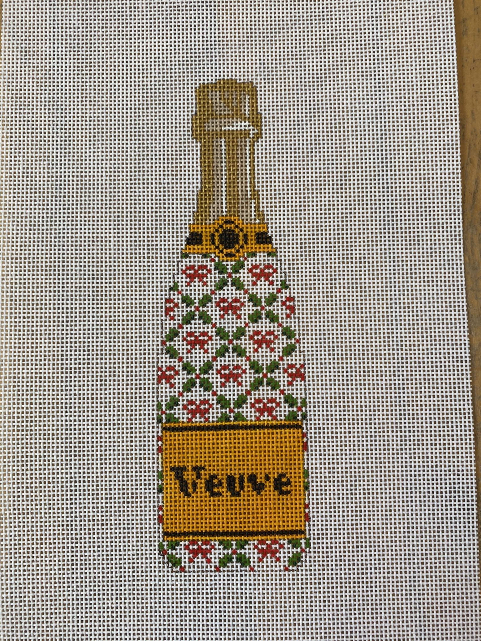 Canvas VEUVE BOTTLE - HOLIDAY TRELLIS   CLV004HT