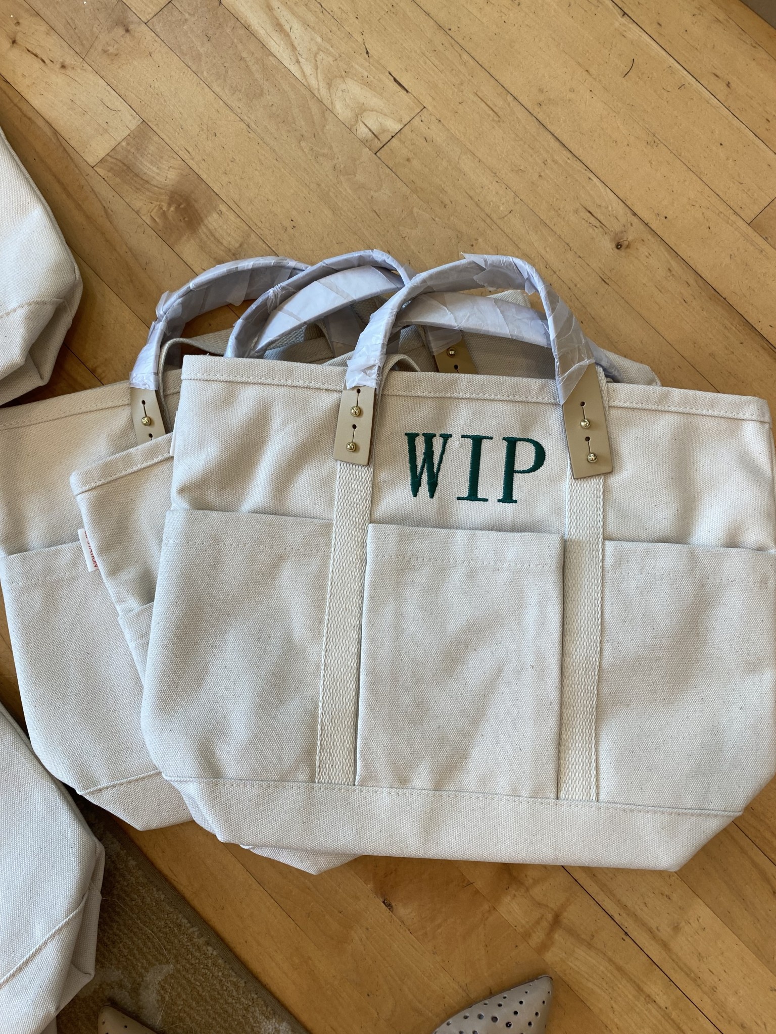 Accessories CANVAS CRAFT TOTE - WIP    7234