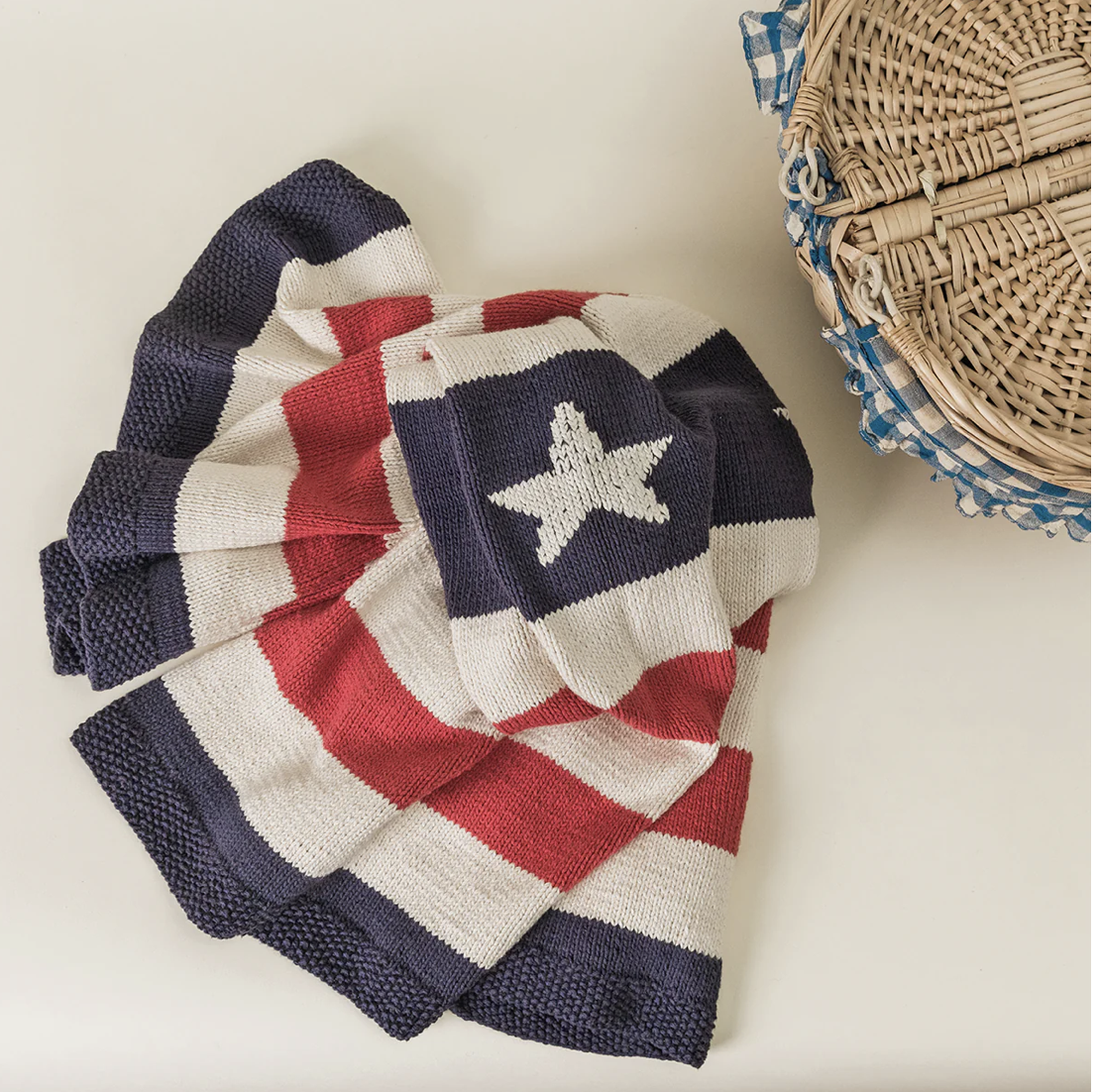 Yarn STARS AND STRIPES BLANKET  KIT