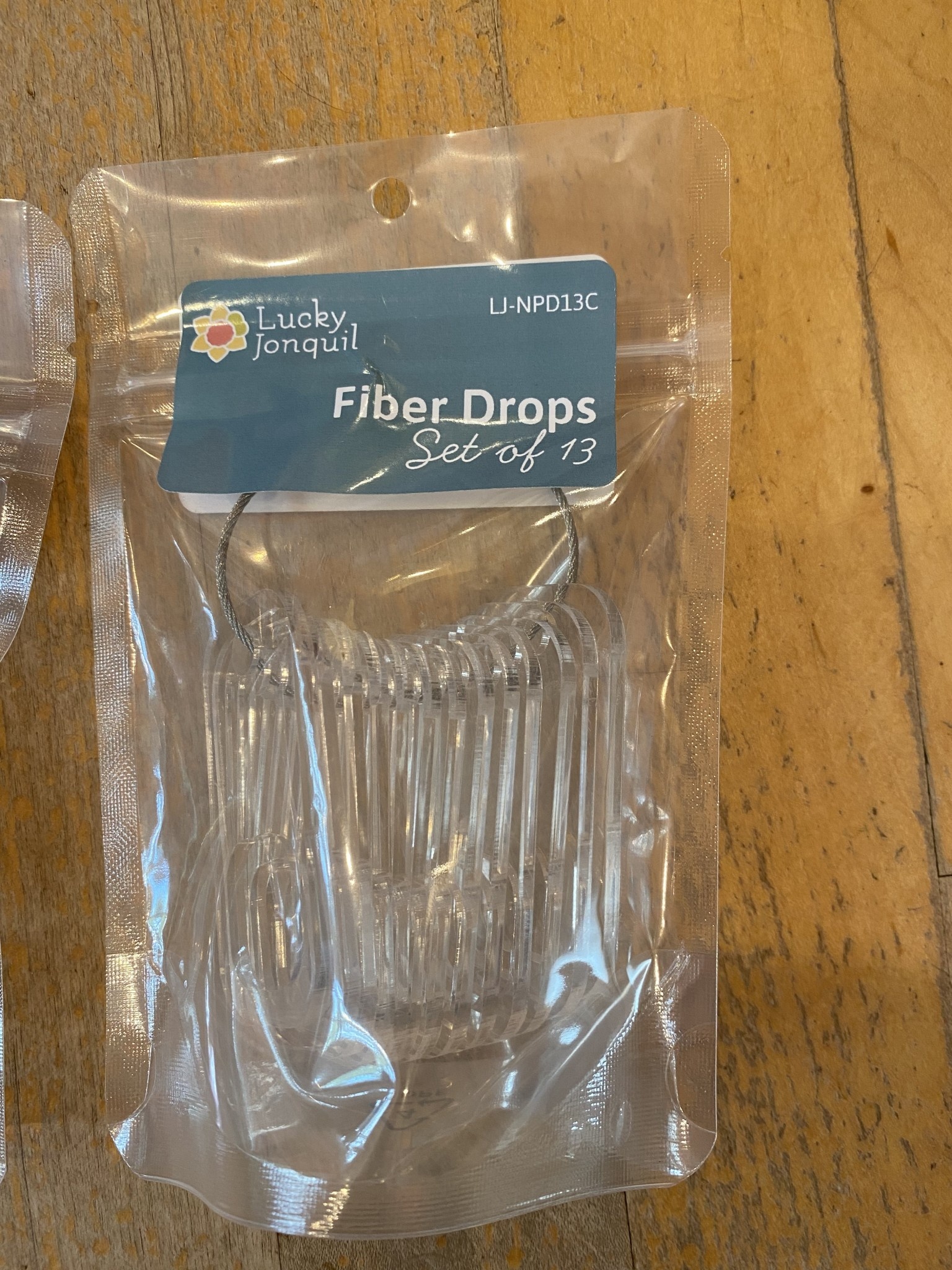 Accessories FIBER  DROPS FOR NEEDLEPOINT  - BUNDLE OF 13