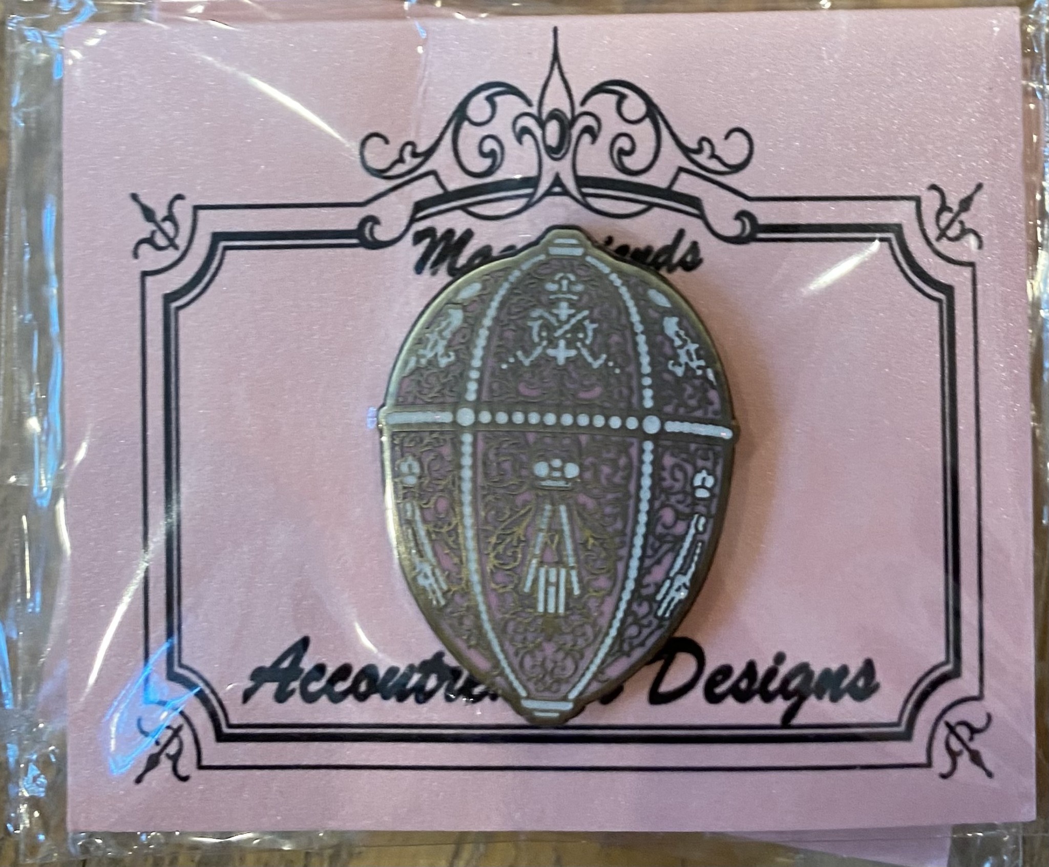 Accessories FABERGE  EGG  NEEDLE MINDER - PINK