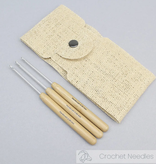 Needles CROCHET HOOK SET  (2MM  2.5MM  3.00MM)