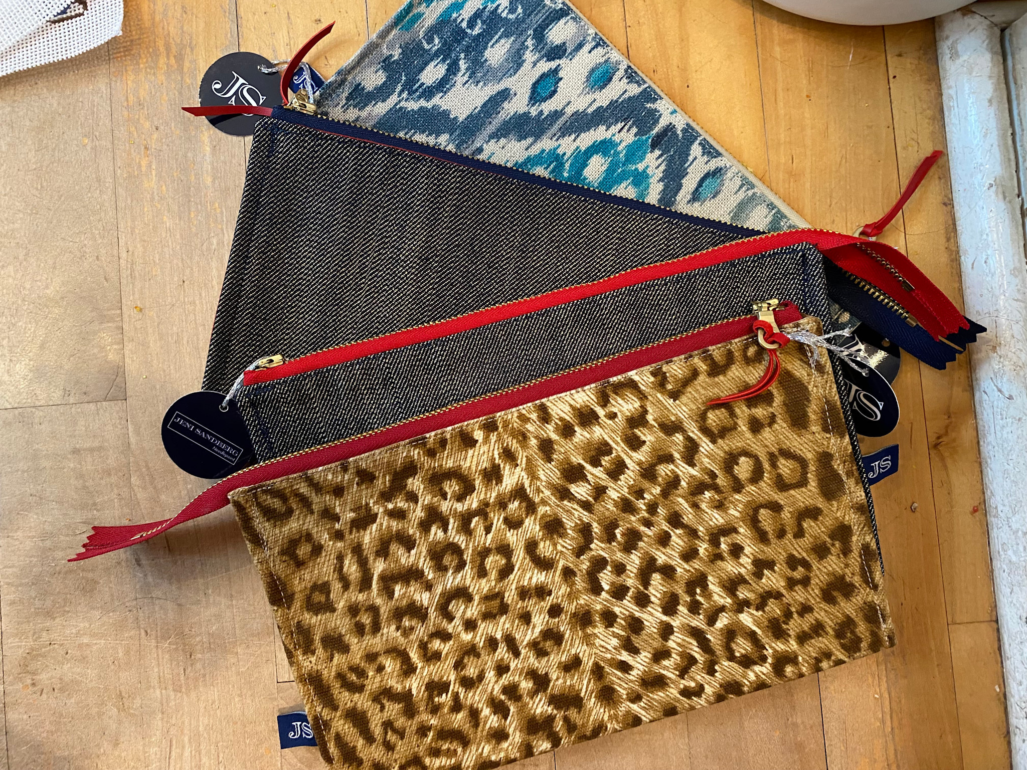 Accessories JENI SANDBERG ZIP TOP 3-POCKET GUSSETED  KIT BAG - VARIOS COLORS