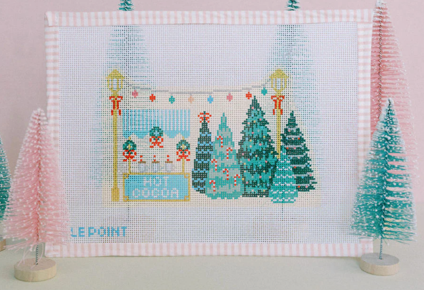 Canvas CHRISTMAS VILLAGE - TREE LOT  8.5X5.5"
