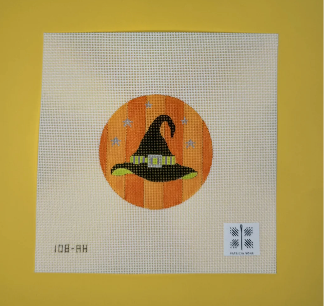 Canvases WITCH HAT  -  WITH STITCH GUIDE 108AH
