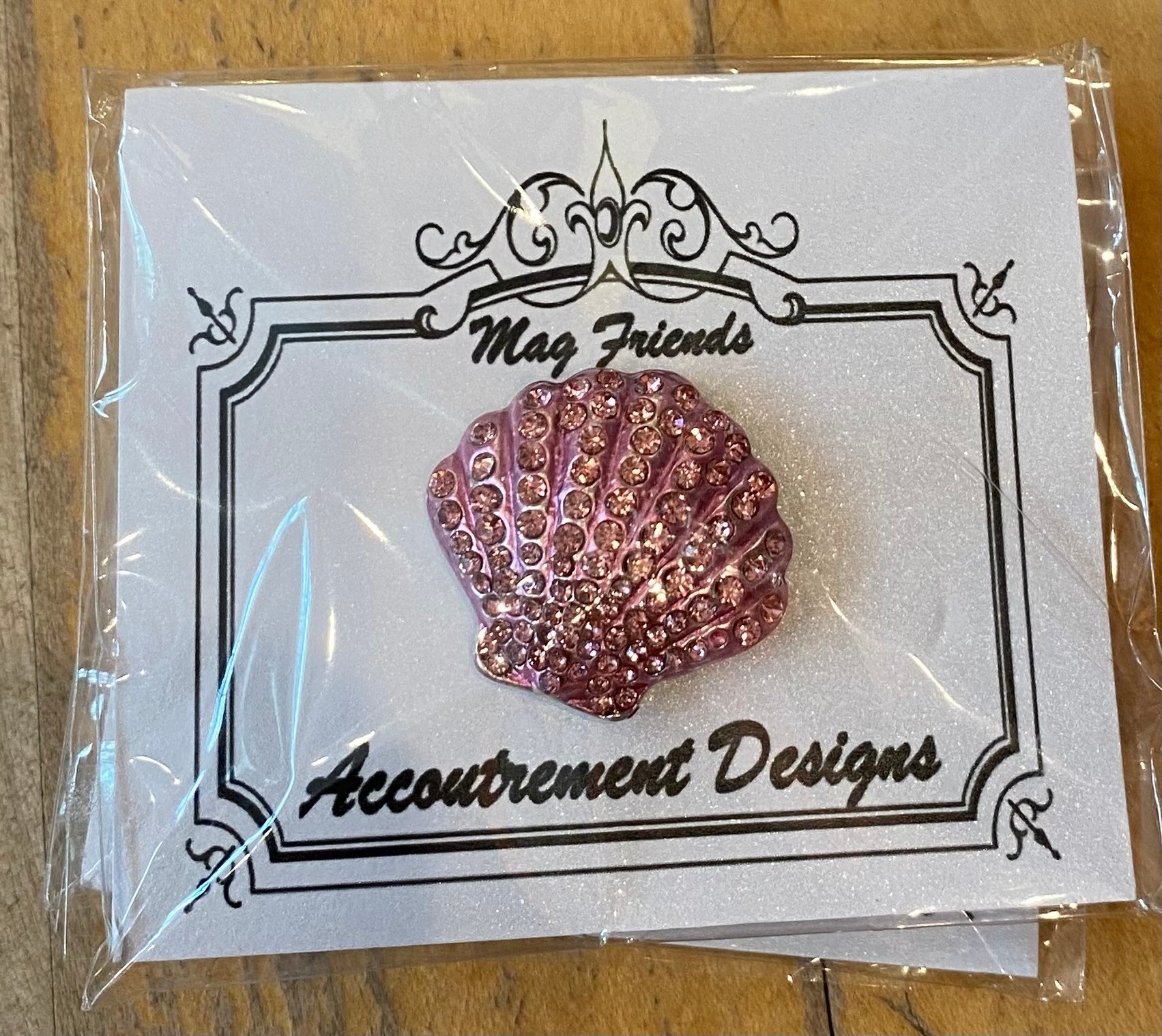 Accessories PINK SPARKLE SHELL  NEEDLE MINDER