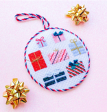 Canvas CHRISTMAS PRESENTS ROUND  SS097  WITH STITCH GUIDE  5" ROUND