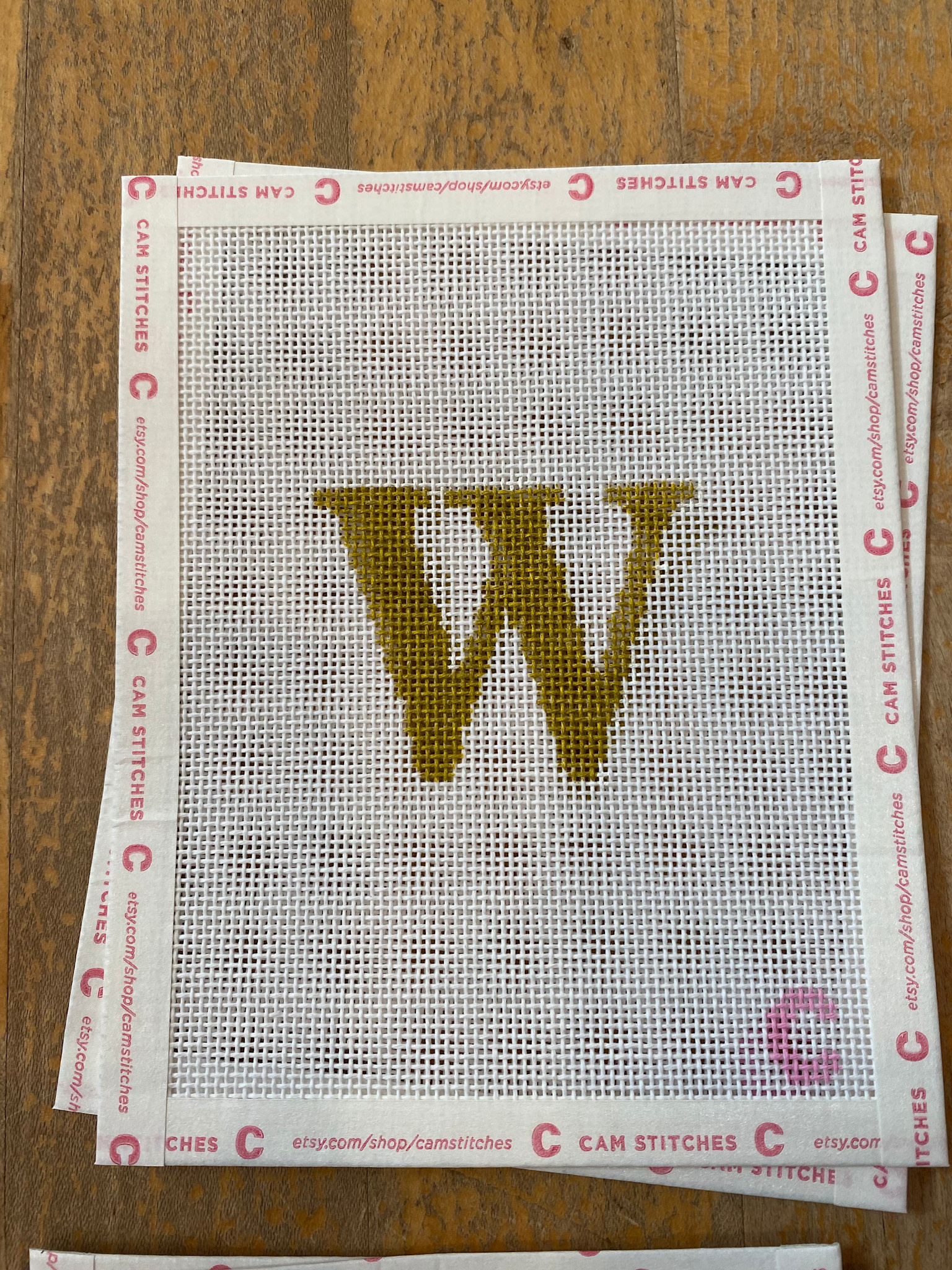 Canvas MINI WOFFORD "W"   - BAG CHARM