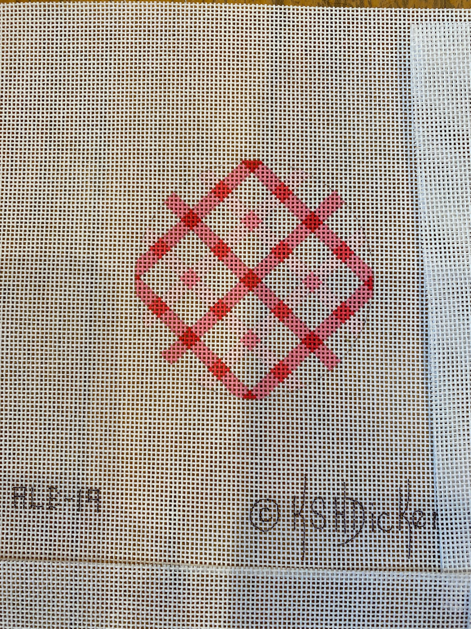 Canvas CRISS CROSS  PINK GINGHAM  3” ROUND  **NO LETTERING** ALB19