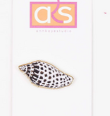 Accessories JUNONIA SHELL   NEEDLE MINDER