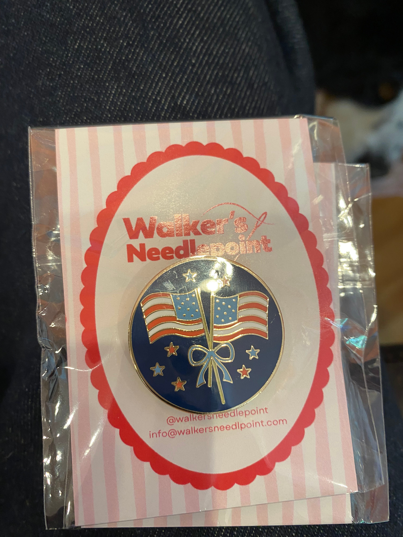Accessories PATRIOTIC FLAGS NEEDLEMINDER