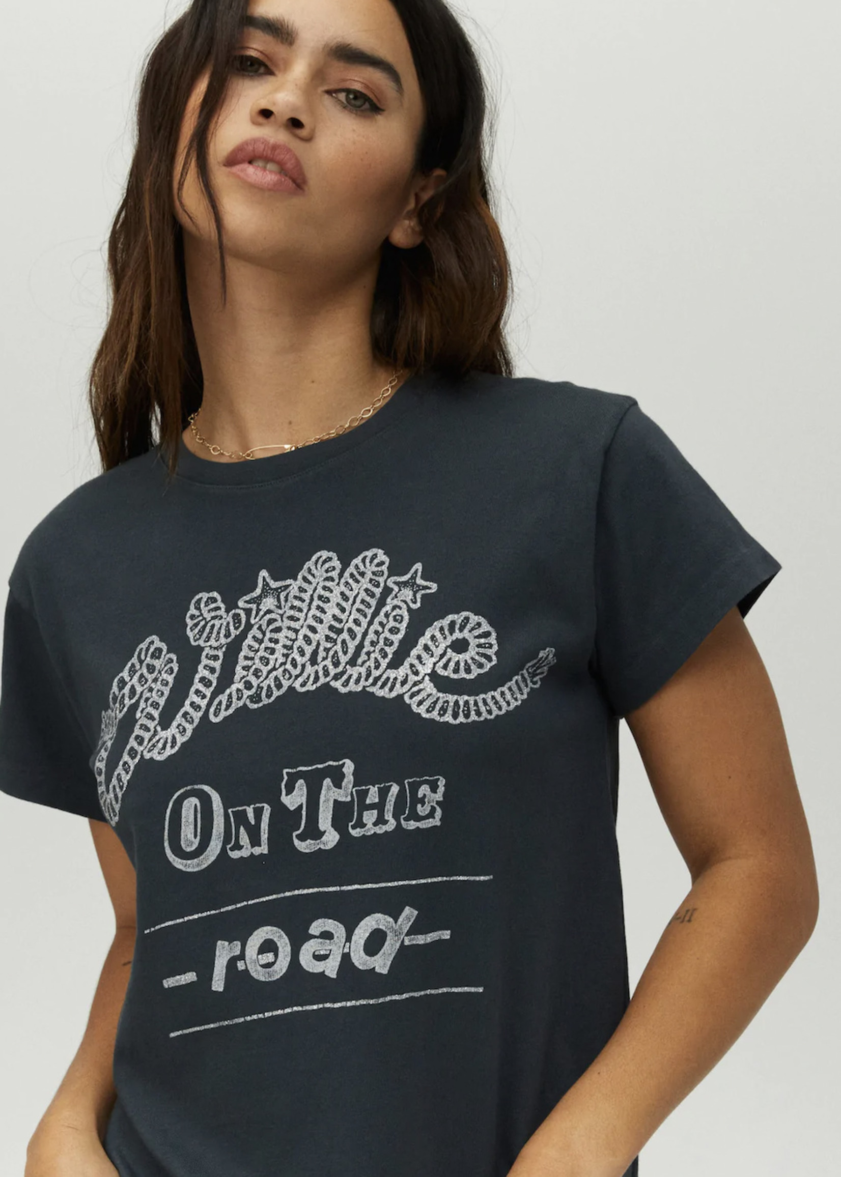 Daydreamer Willie Nelson on the Road Tee