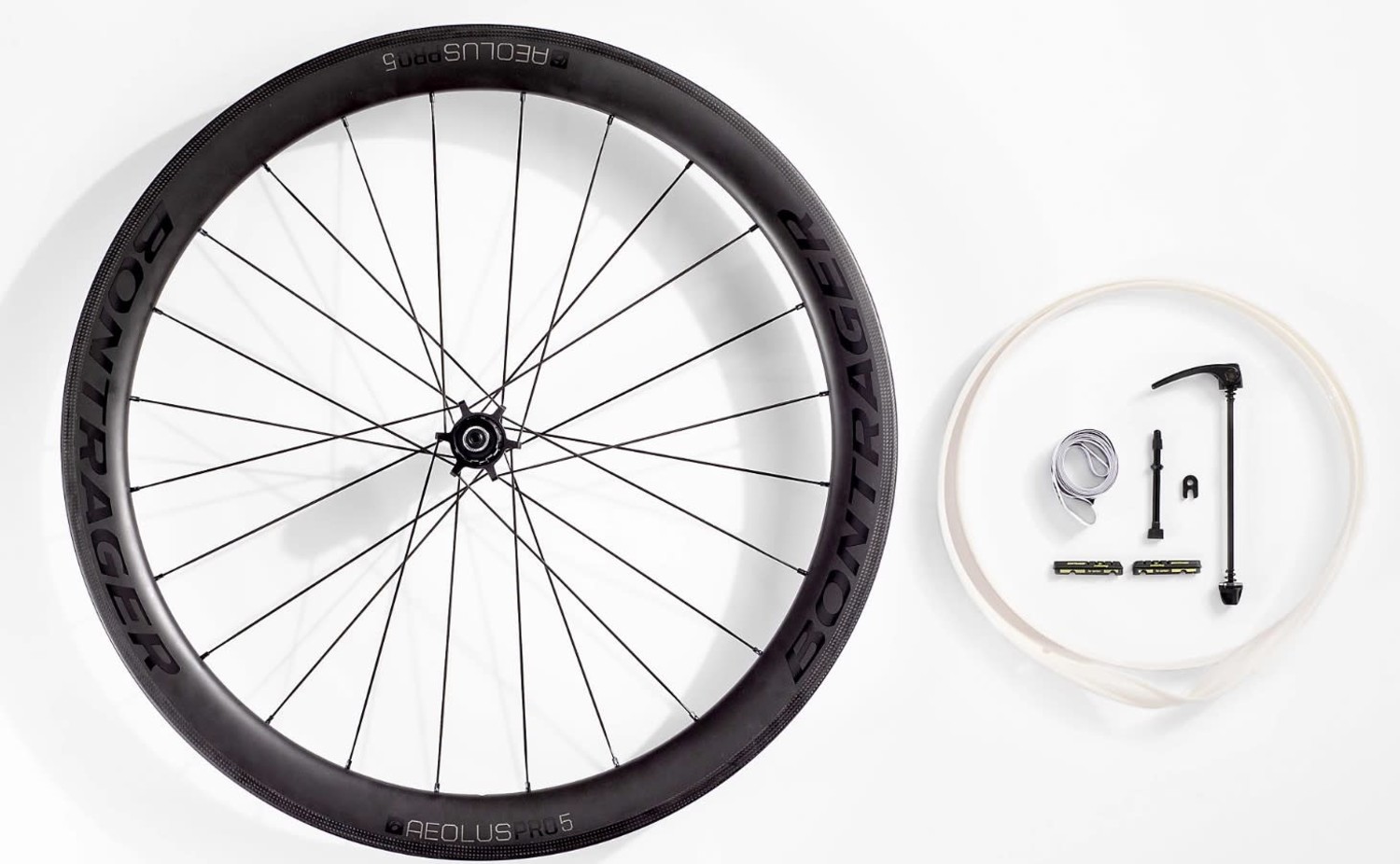 Roue arriere Bontrager Aeolus Pro 5 TLR Shimano SRAM 9 10 11v. Cycle Robert Inc