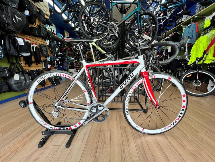 GURU Guru new steel 54cm