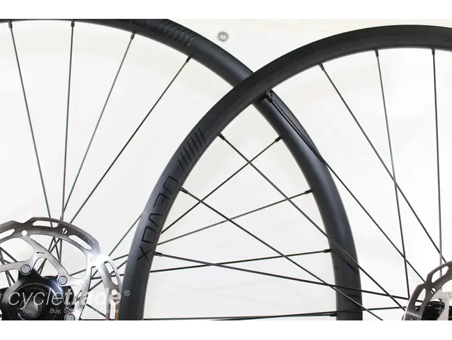 Devox Devox RDS-A1  Wheel Set TLR  Shimano Center lock, Thru axle 12 speed hub
