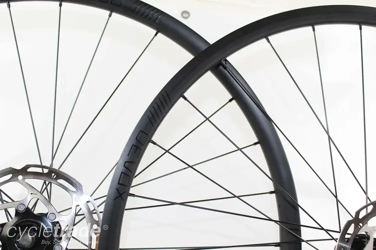 Devox Devox RDS.A1 TLR  Road /Gravel Wheel set , Shimano Center lock, 12speed