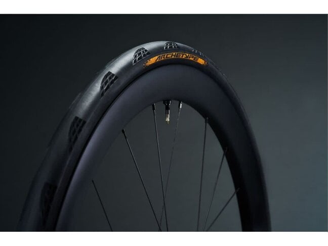 CONTINENTAL ARCHETYPE LTD BLK 700 x 30 FOLD BLKCHILI