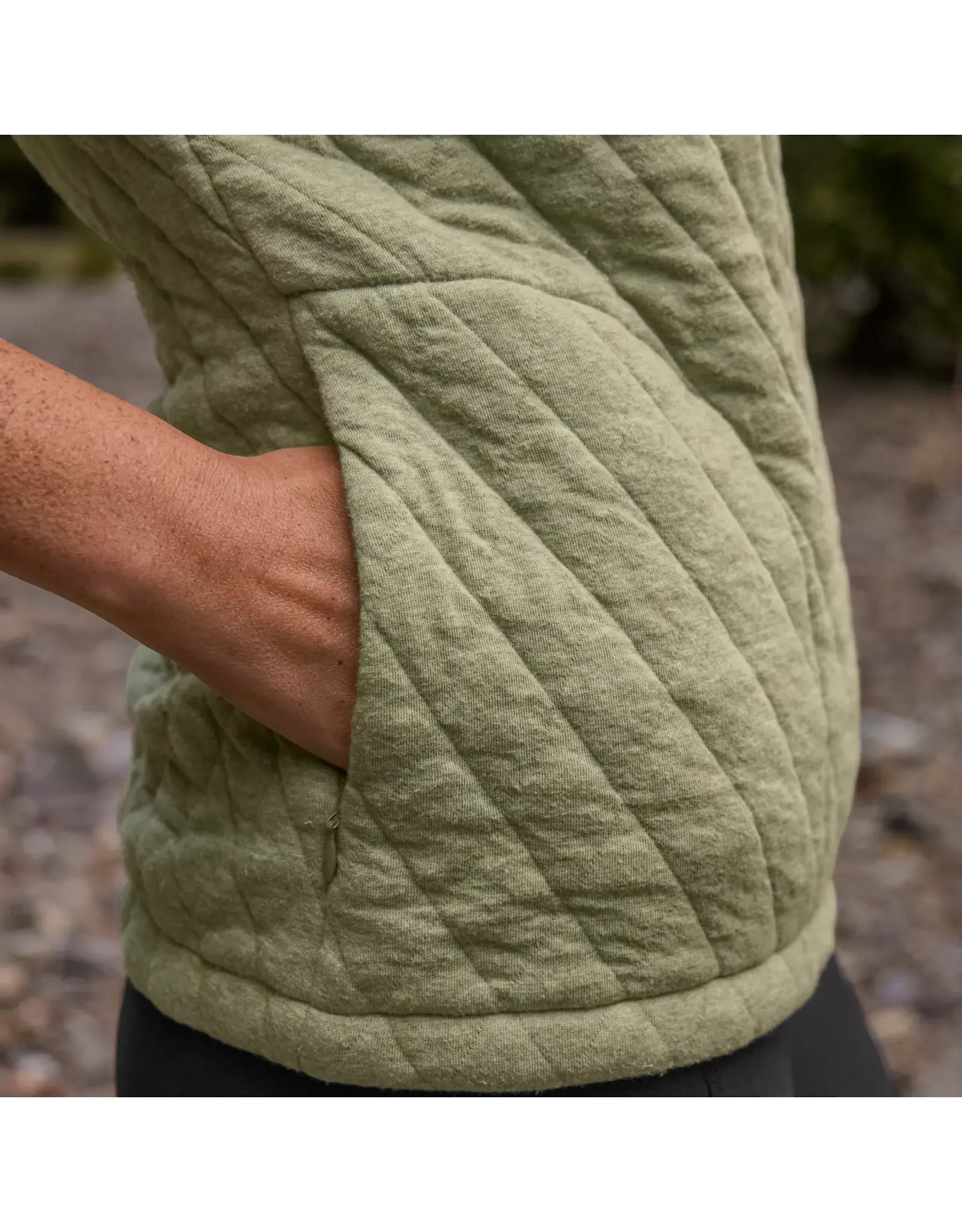 Orvis W's Outdoor Quilted 1/4-Snap Sweatshirt