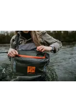 Fishpond Fishpond Stormshadow Sling Pack