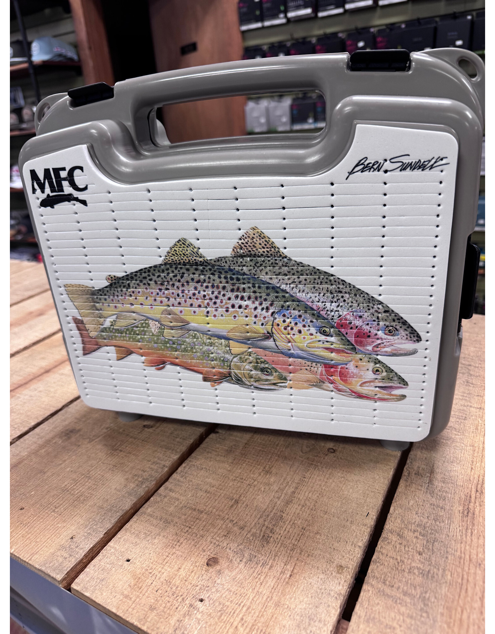 Montana Fly Company MFC Boat Box w/ Sundell Slam Drying Patch