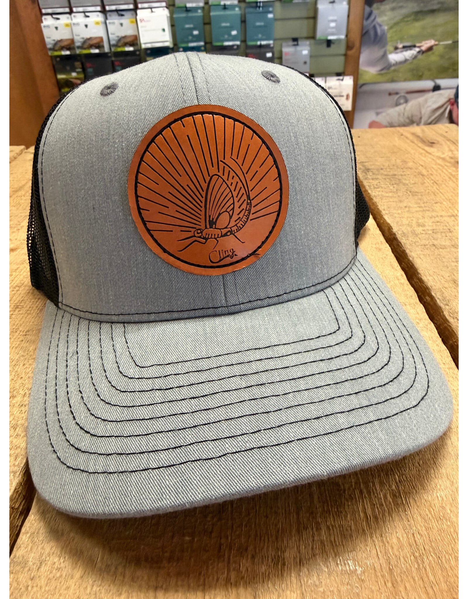 Cling Cling Mayfly Trucker