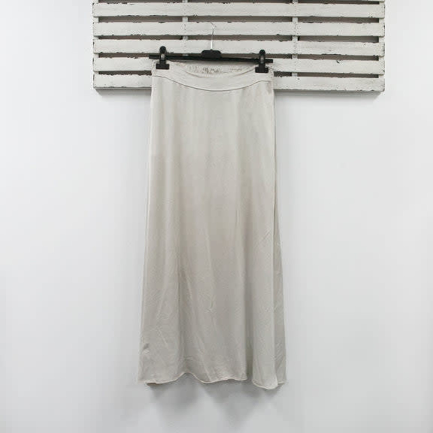Cindy.G Silk Skirt w Elastic Waist