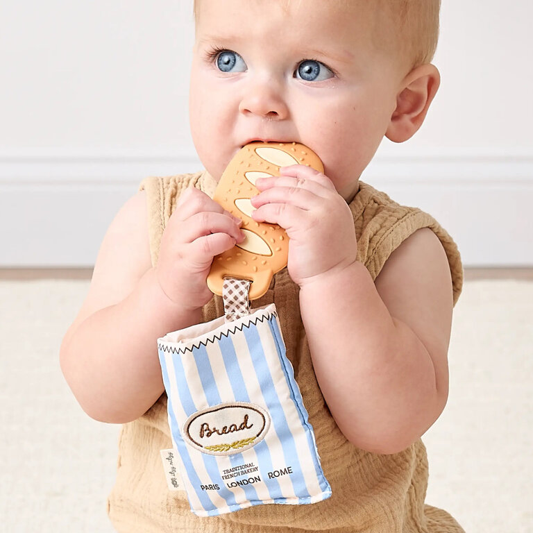Itzy Ritzy Teensy Crinkle Teether Baguette