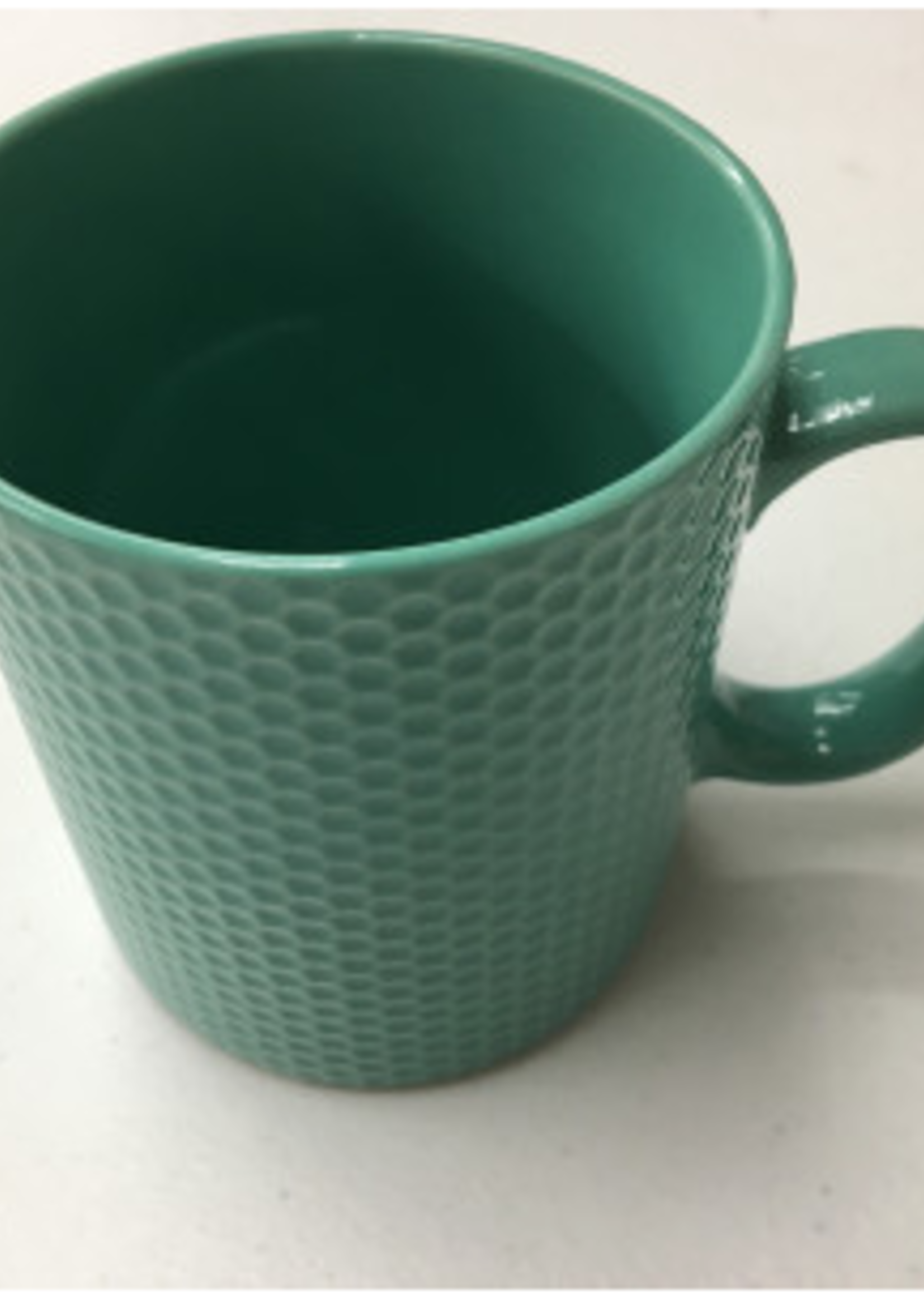 EMBOSSED MUG