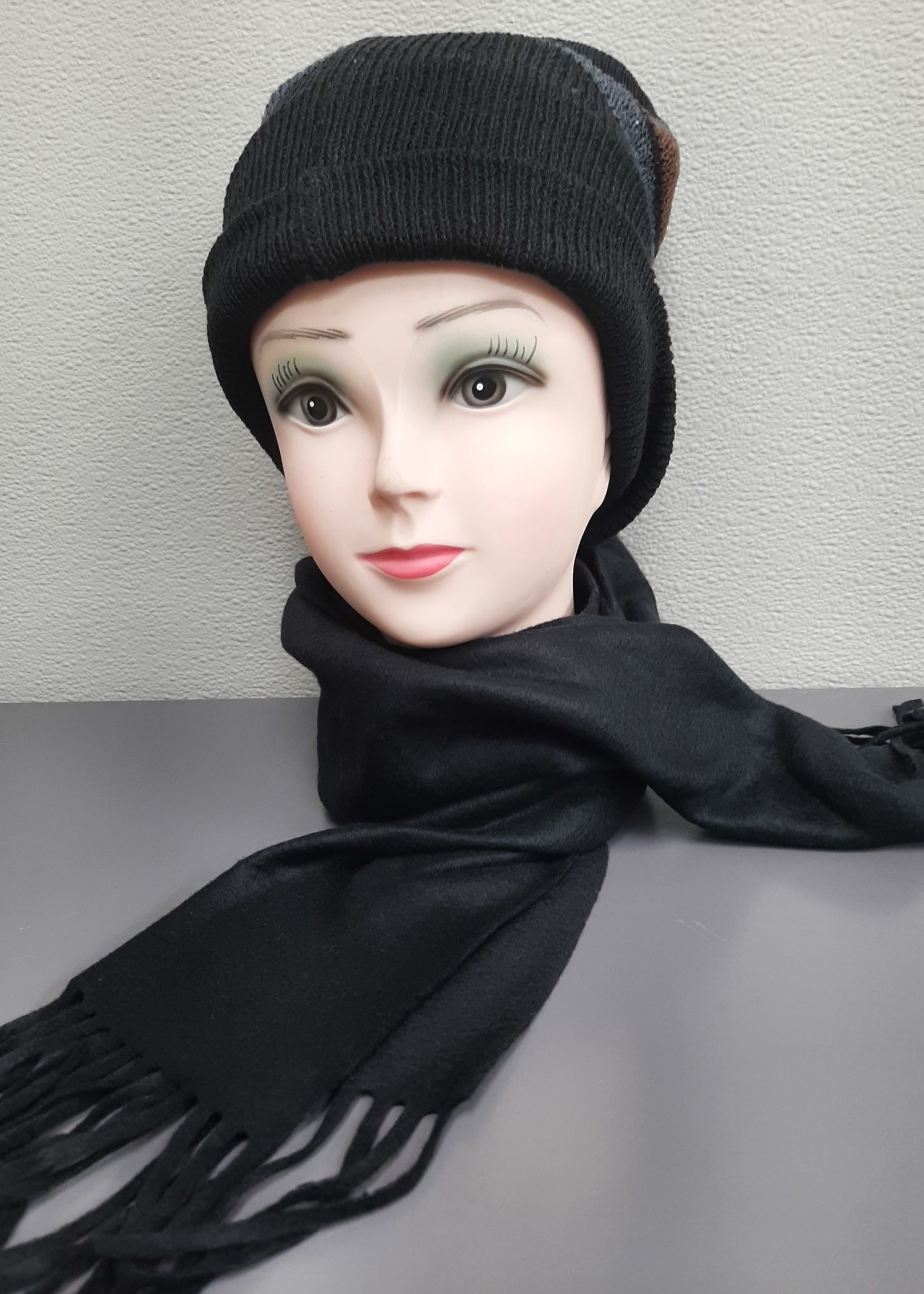SCARVES ASTD CHECKERED, ASST COLORS AND BLACK #42771 PACK OF 12