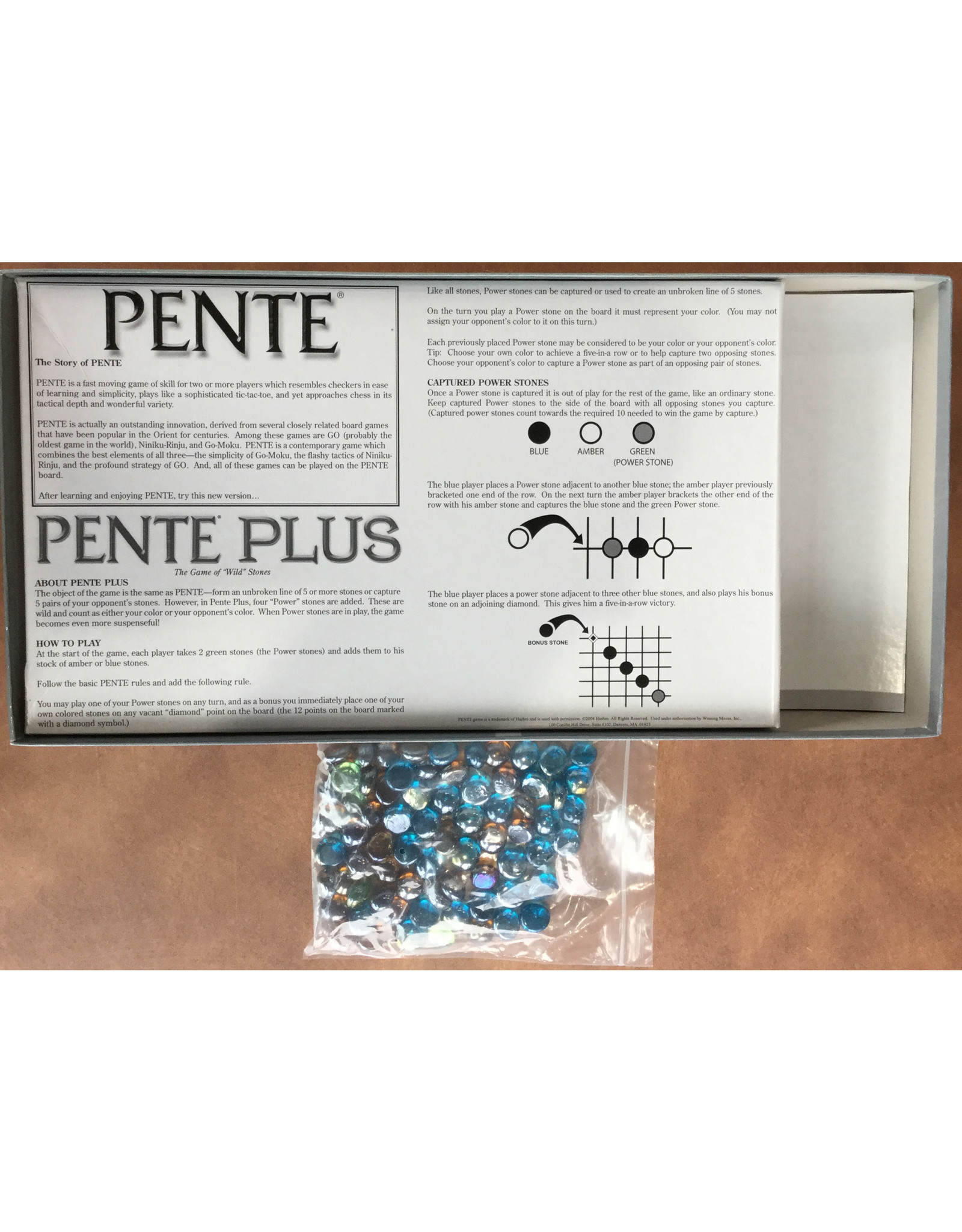 Winning Moves Pente (1977) (Made in 2004) (used)