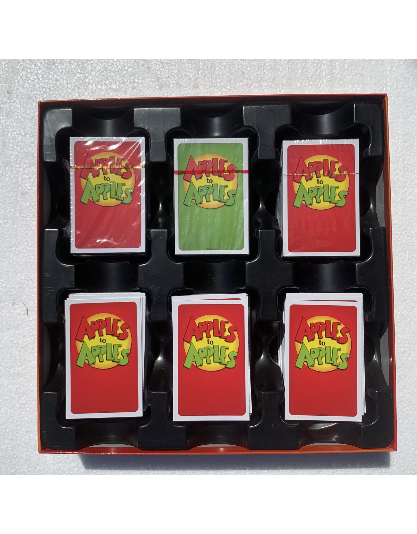Mattel Apples to Apples (1999)  (Made in 2007)