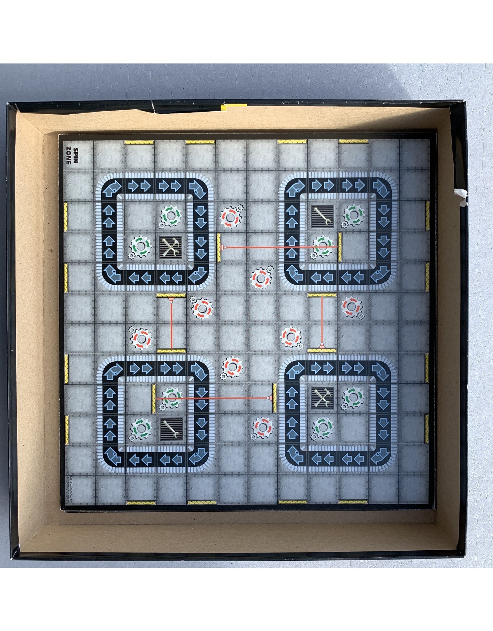 Avalon Hill Game Company RoboRally (1994)  (Made in 2005)