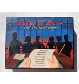R &R Games Riddles & Riches (1996) (NIS)