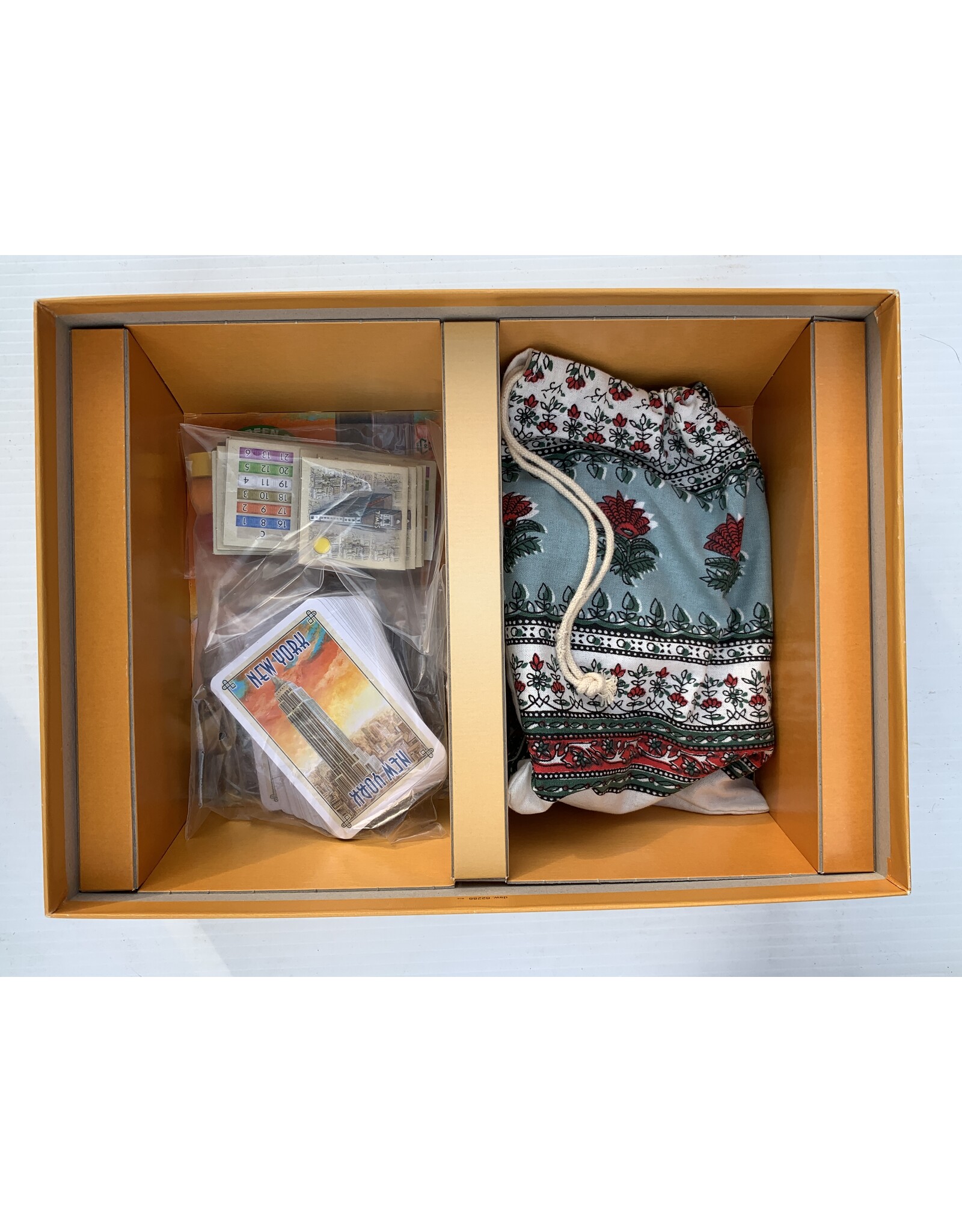 Queen Games New York (2011) (Used Board Game)