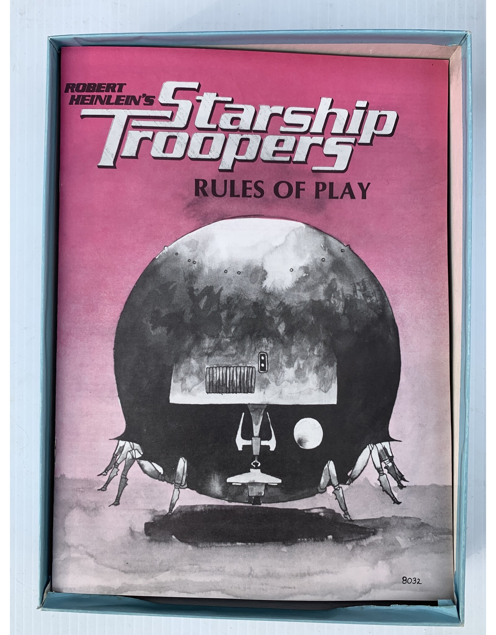 Avalon Hill Game Company Starship Troopers (1976) (used) (Purple cover)