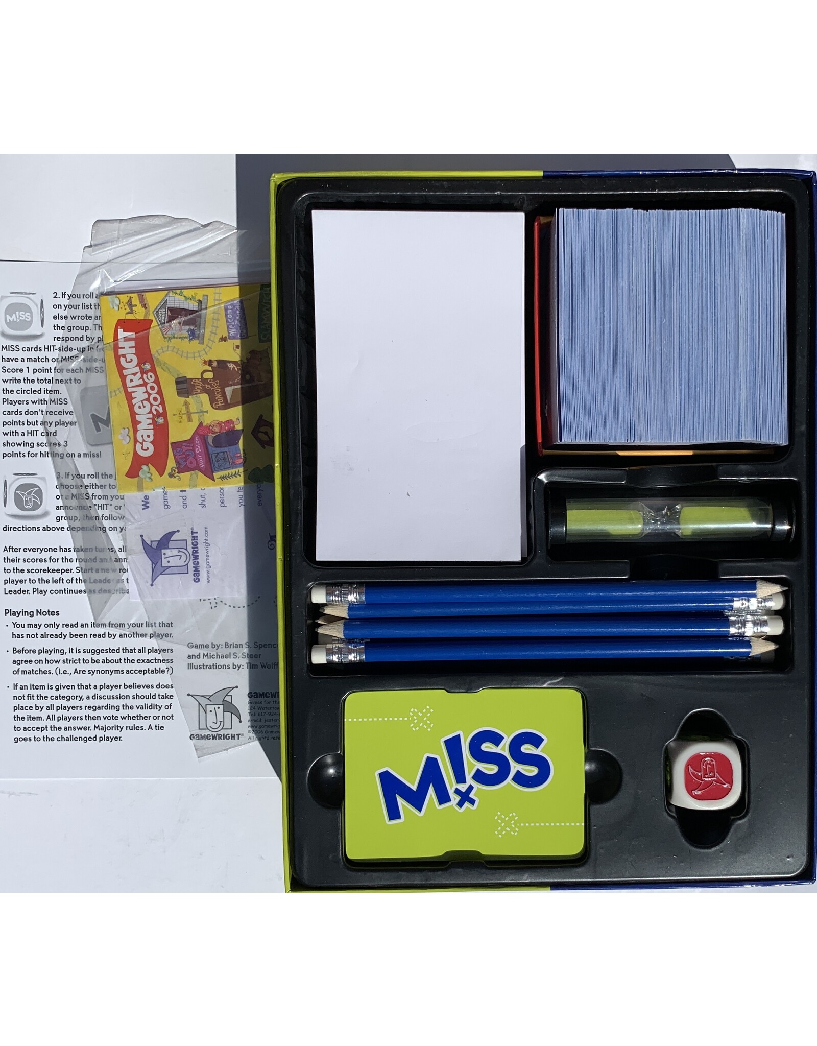 Gamewright Hit or Miss (2006) (used)