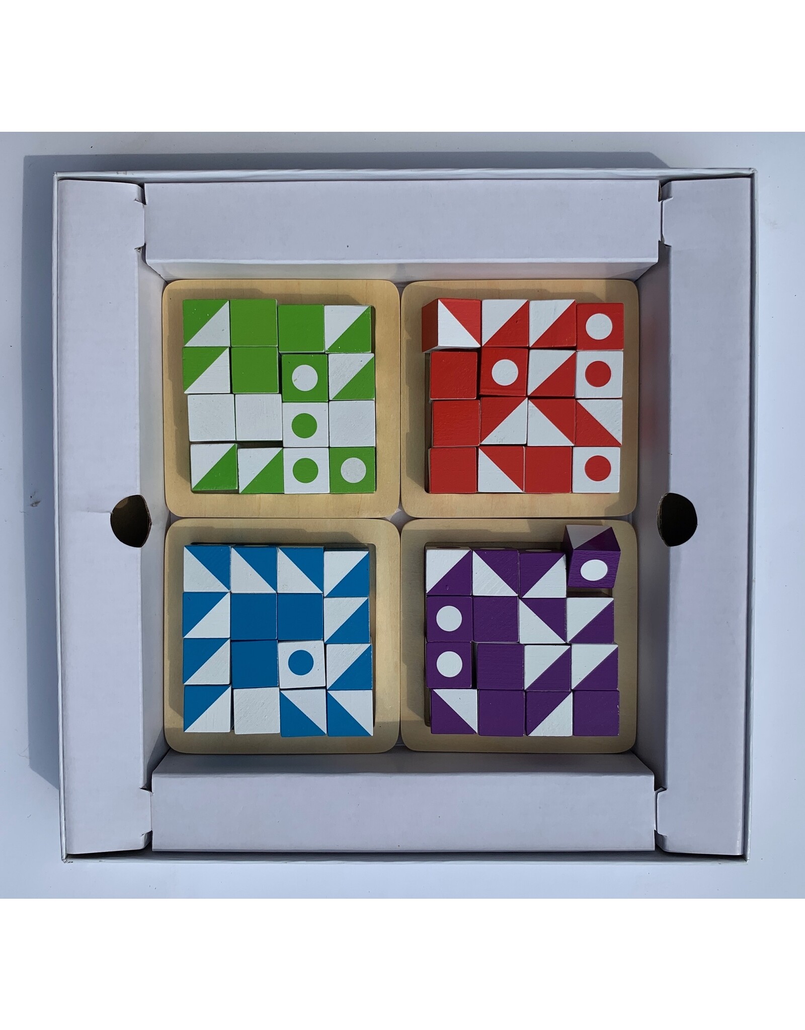 MindWare Q•bitz (2009) (used)