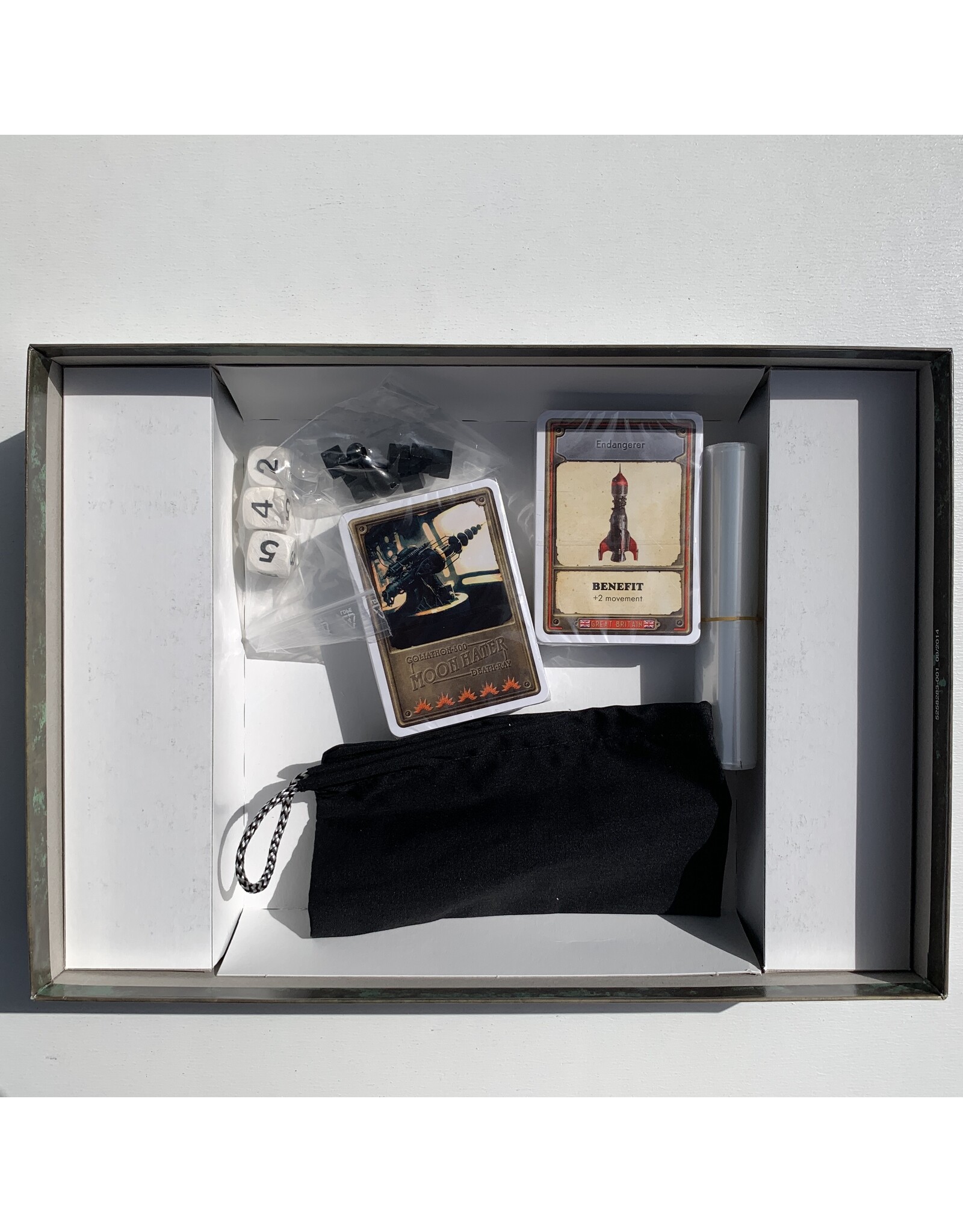 Treefrog Games Onward to Venus (2014) (unpunched)